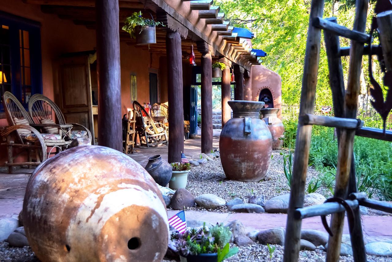 Ranchos de Taos Adobe And Pines Inn Bed And Breakfast المظهر الخارجي الصورة